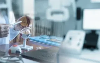 which is better panoptix or vivity lens