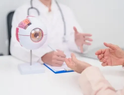 AMD and Low Vision Awareness Month: Early Signs of Macular Degeneration and How to Protect Your Central Vision After 50